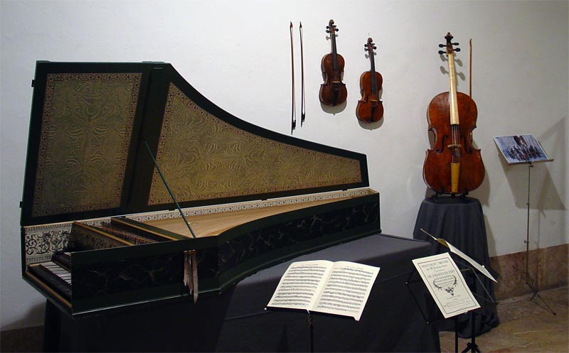 harpsichord after Ruckers, violoncello Montagnana-School