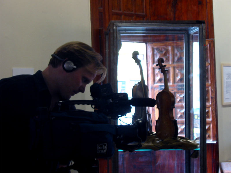 Frederik Franke by the filming of a documentary on the Orpheon exhibition Tenerife
