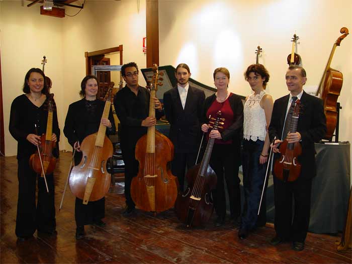 Orpheon Consort at the inaugural press conference:
Lúcia Krommer, Eva Fürtinger, Hector Castillo, Vit Bebar, Susanne Braumann,
Irena Troupova, José Vázquez