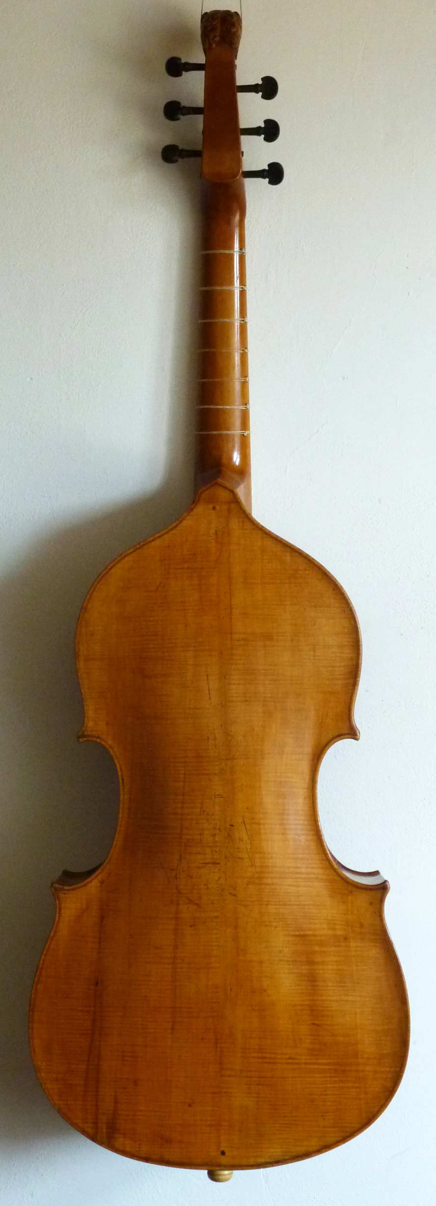 Viola da gamba by Jacob Stainer, Absam, 1671