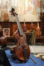 Bologna, 15/06/2020.
San Colombano - Collezione Tagliavini.
Presentazione mostra STILL ALIVE I preziosi strumenti ad arco della Collezione Vázquez. In collaborazione con ORPHEON FOUNDATION - Patrimonio della cultura musicale occidentale. Oltre 200 tra strumenti storici ad arco ed archetti originali provenienti dalla collezione del Prof. José Vàzquez. Gli strumenti, databili dal 1550 al 1780, sono tutti restaurati alle loro condizioni originali.
Foto Paolo Righi