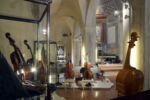 Bologna, 15/06/2020.
San Colombano - Collezione Tagliavini.
Presentazione mostra STILL ALIVE I preziosi strumenti ad arco della Collezione Vázquez. In collaborazione con ORPHEON FOUNDATION - Patrimonio della cultura musicale occidentale. Oltre 200 tra strumenti storici ad arco ed archetti originali provenienti dalla collezione del Prof. José Vàzquez. Gli strumenti, databili dal 1550 al 1780, sono tutti restaurati alle loro condizioni originali.
Foto Paolo Righi