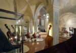 Bologna, 15/06/2020.
San Colombano - Collezione Tagliavini.
Presentazione mostra STILL ALIVE I preziosi strumenti ad arco della Collezione Vázquez. In collaborazione con ORPHEON FOUNDATION - Patrimonio della cultura musicale occidentale. Oltre 200 tra strumenti storici ad arco ed archetti originali provenienti dalla collezione del Prof. José Vàzquez. Gli strumenti, databili dal 1550 al 1780, sono tutti restaurati alle loro condizioni originali.
Foto Paolo Righi