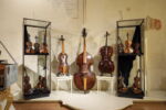 Bologna, 15/06/2020.
San Colombano - Collezione Tagliavini.
Presentazione mostra STILL ALIVE I preziosi strumenti ad arco della Collezione Vázquez. In collaborazione con ORPHEON FOUNDATION - Patrimonio della cultura musicale occidentale. Oltre 200 tra strumenti storici ad arco ed archetti originali provenienti dalla collezione del Prof. José Vàzquez. Gli strumenti, databili dal 1550 al 1780, sono tutti restaurati alle loro condizioni originali.
Foto Paolo Righi