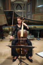 Bologna, 15/06/2020.
San Colombano - Collezione Tagliavini.
Presentazione mostra STILL ALIVE I preziosi strumenti ad arco della Collezione Vázquez. In collaborazione con ORPHEON FOUNDATION - Patrimonio della cultura musicale occidentale. Oltre 200 tra strumenti storici ad arco ed archetti originali provenienti dalla collezione del Prof. José Vàzquez. Gli strumenti, databili dal 1550 al 1780, sono tutti restaurati alle loro condizioni originali.
Fabio Roversi-Monaco Presidente Genus Bononiae. Musei nella città.
José Vázquez Direttore della Orpheon Foundation, proprietario della collezione e curatore della mostra.
Liuwe Tamminga Curatore della Collezione Tagliavini, San Colombano.
Marc Vanscheeuwijck Professore di Musicologia all’Università di Oregon (USA).
Foto Paolo Righi